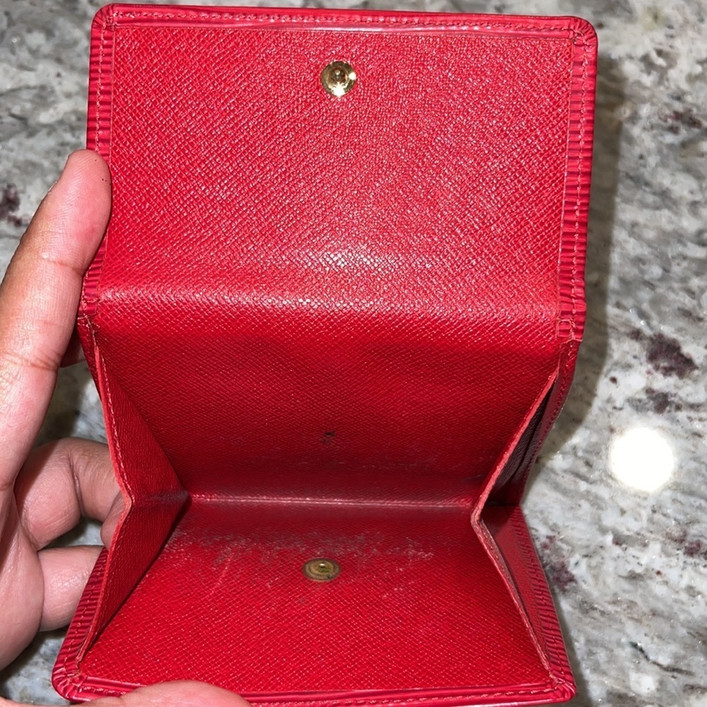 Louis Vuitton Epi leather wallet - Picture 5 of 5